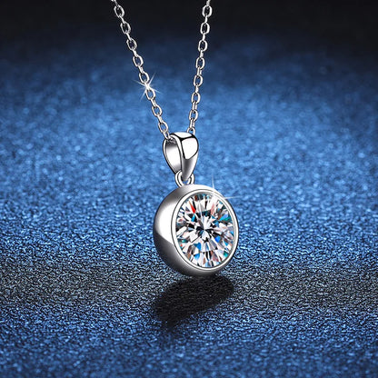 Elegant Moissanite Pendant Necklace™