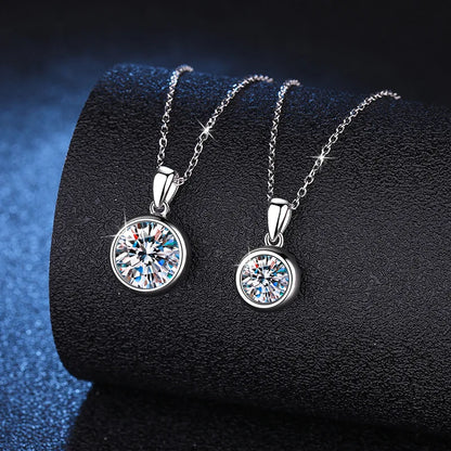 Elegant Moissanite Pendant Necklace™
